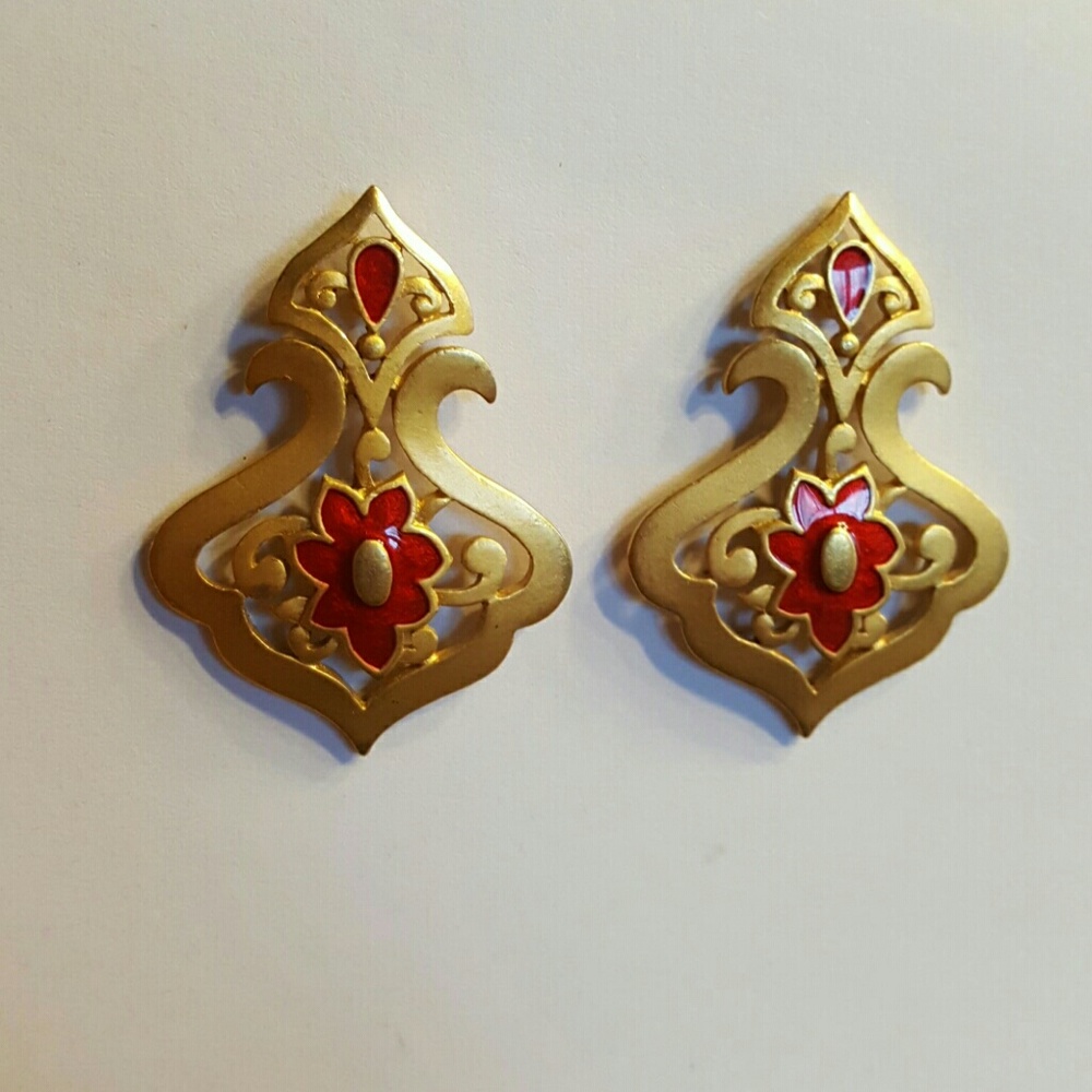 Gold costume jewelry earrings